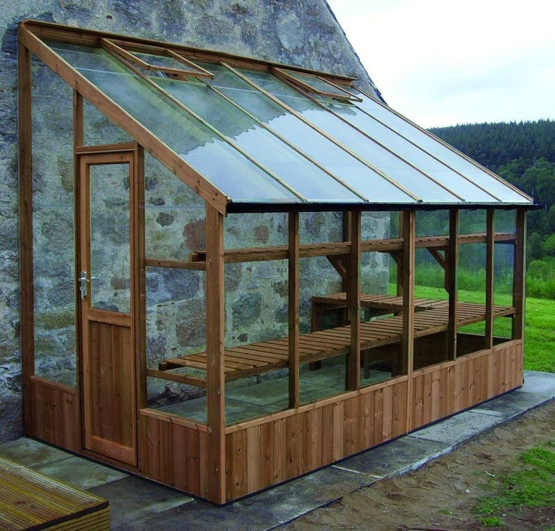 Year-Round Growing: How a Custom Greenhouse Extends Your Growing Season